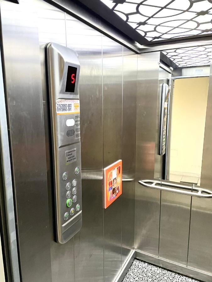 Triangle City Apartment 1 Белград Екстериор снимка