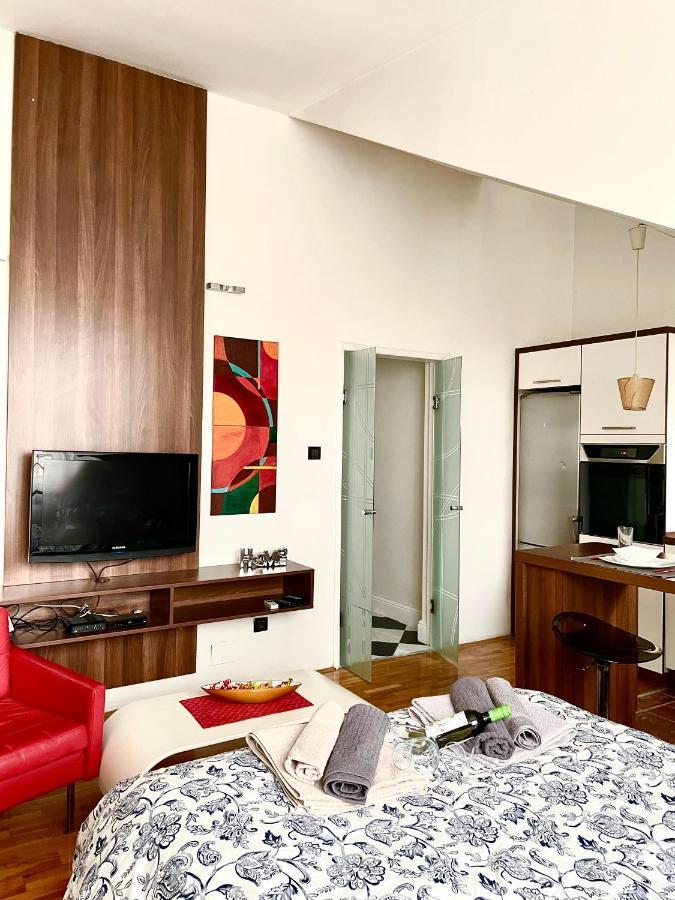 Triangle City Apartment 1 Белград Екстериор снимка