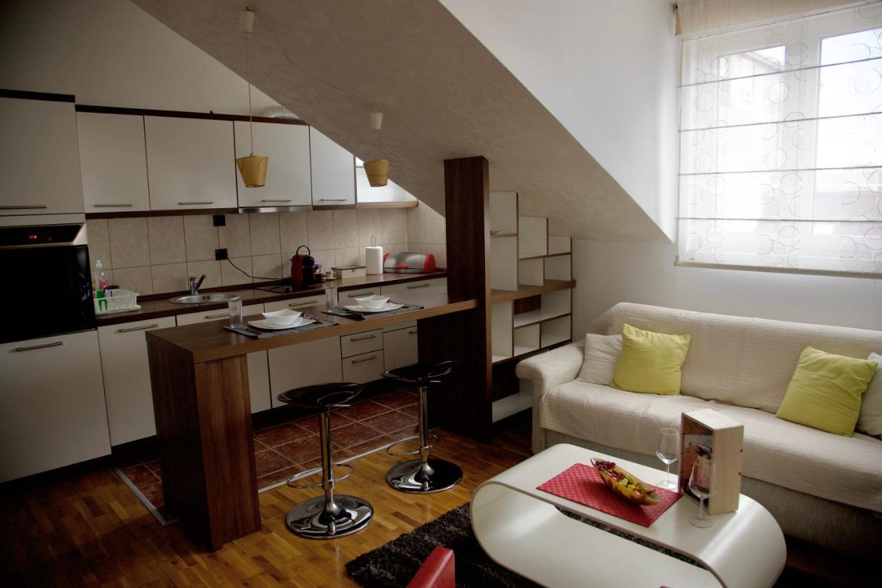 Triangle City Apartment 1 Белград Екстериор снимка
